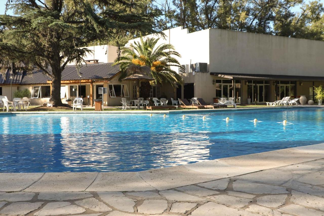 Hotel Howard Johnson Resort&spa Escobar 3*